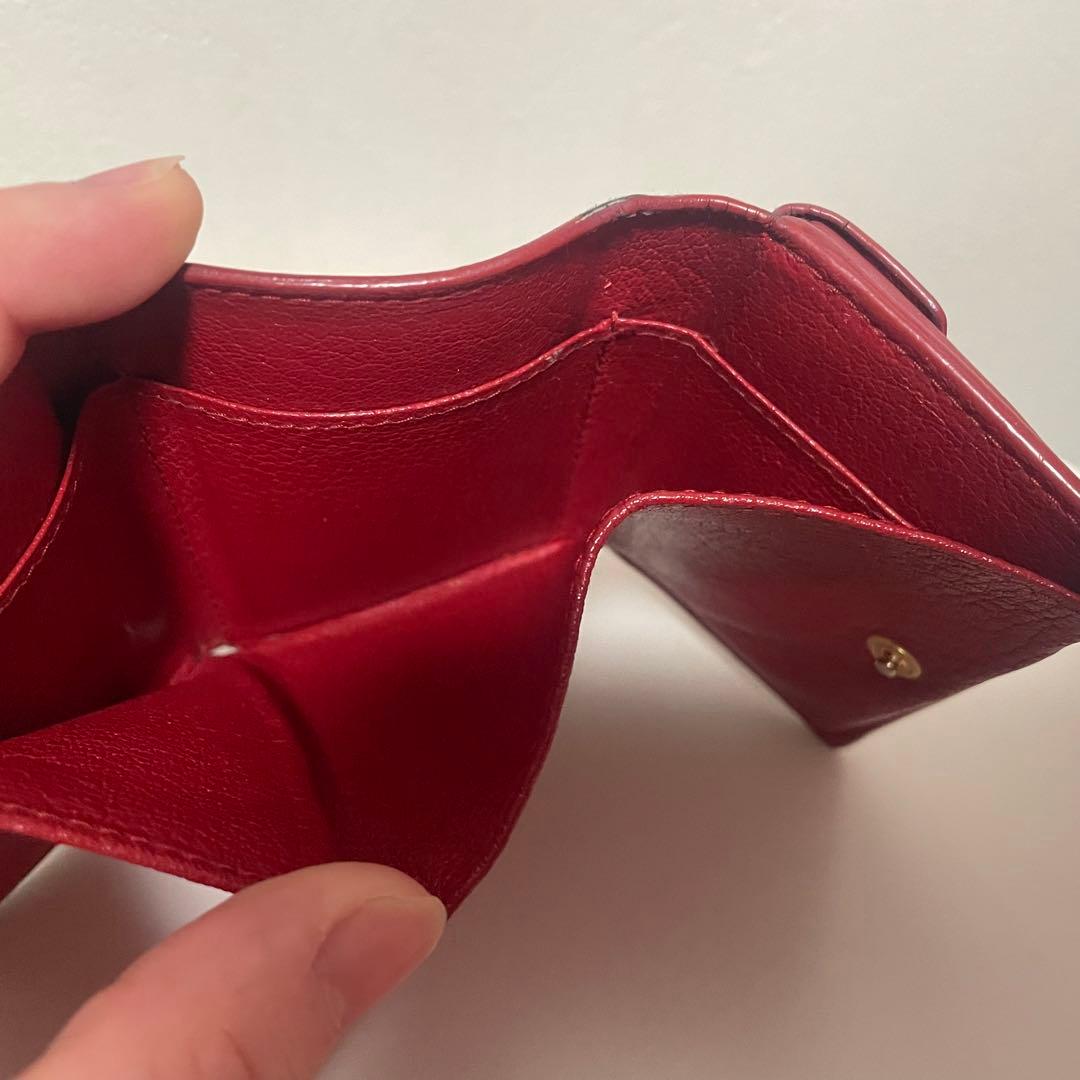 miumiuラブレター三つ折り財布