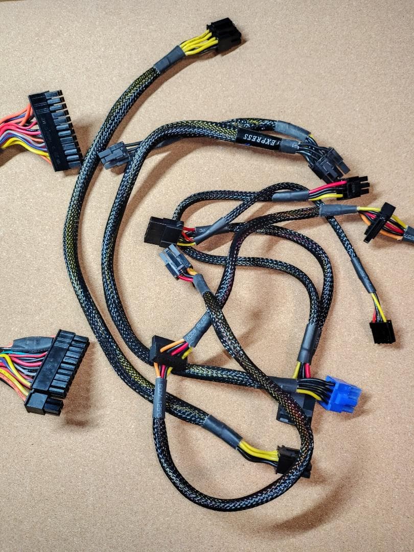値下げSilverStone ST45SF-G 450W SFX電源 プラグイン