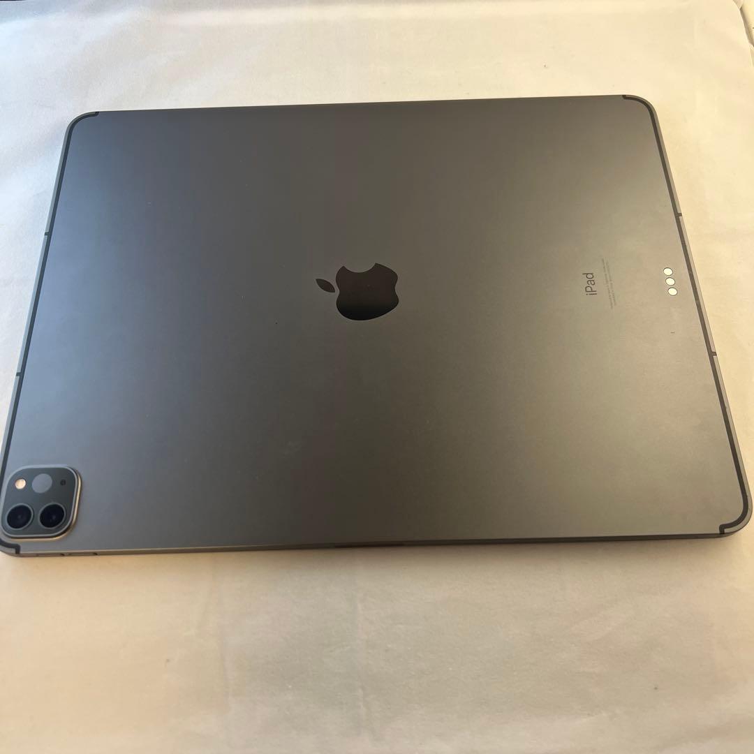 iPadPro12.9 第五世代M1 セルラー ドコモ