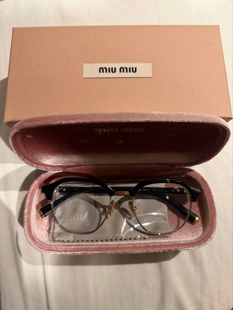 小物 miu miu eyewear MU10XV
