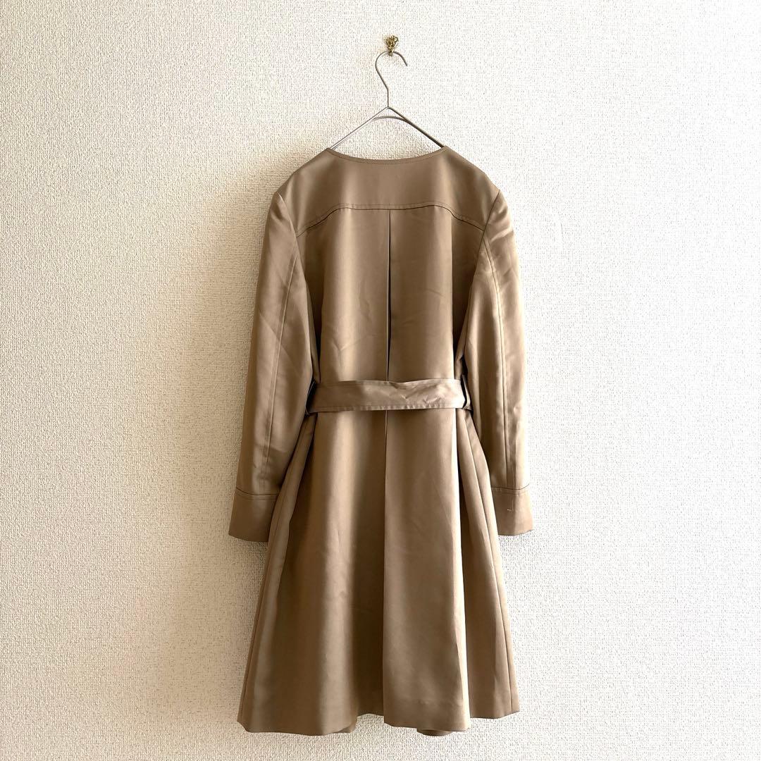 美品❣️BALLSEY ノーカラーフレアコート裏地付　光沢ブラウン / 38