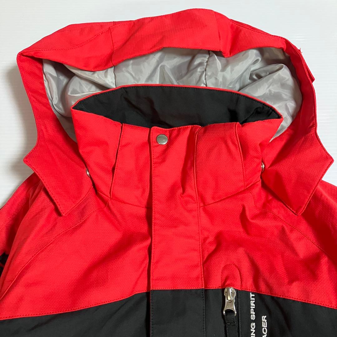 美品　DESCENTE デサント　キッズ　スキーウェア　２点セット　赤　130