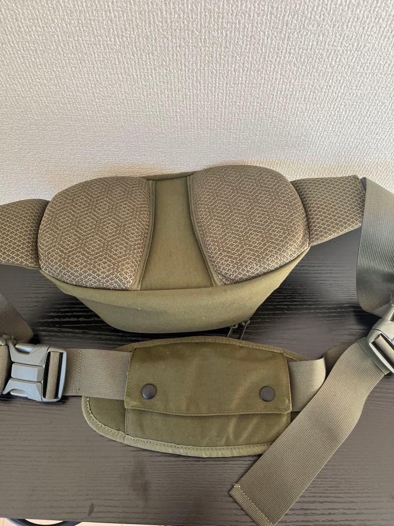 Hugoo ヒップシート カーキ CORDURA
