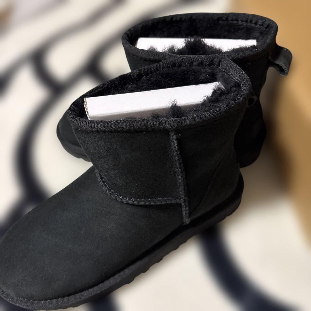 【新品未使用】UGG W CLASSIC MINI II ブラック 7