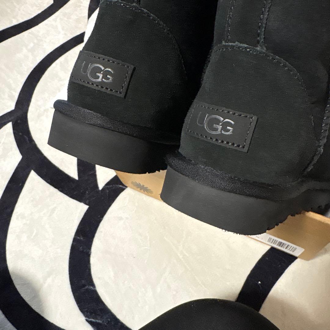 【新品未使用】UGG W CLASSIC MINI II ブラック 7