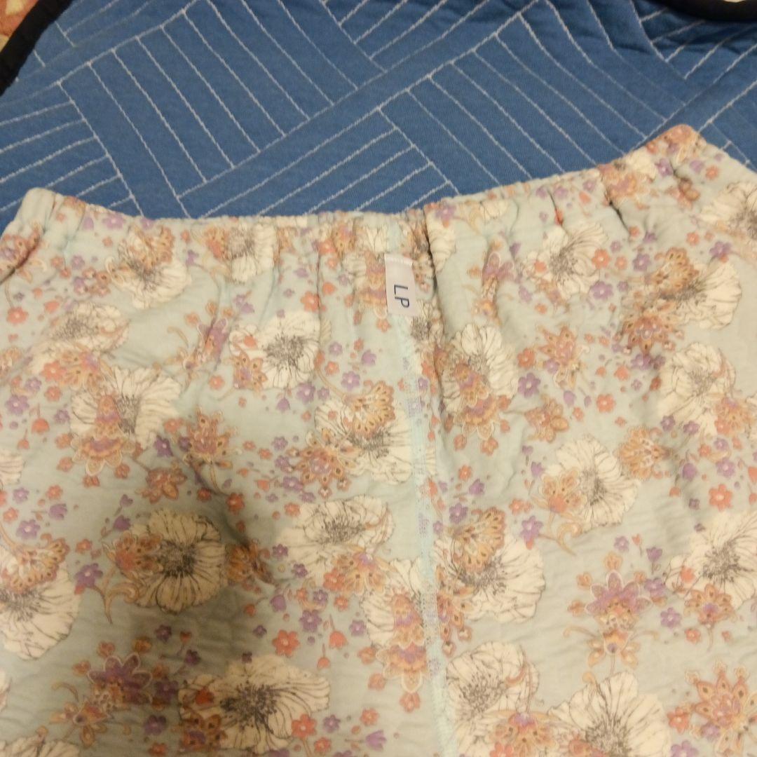 ☆新品未使用品☆ワコール社らくらくパートナー 水色花柄パジャマ LP