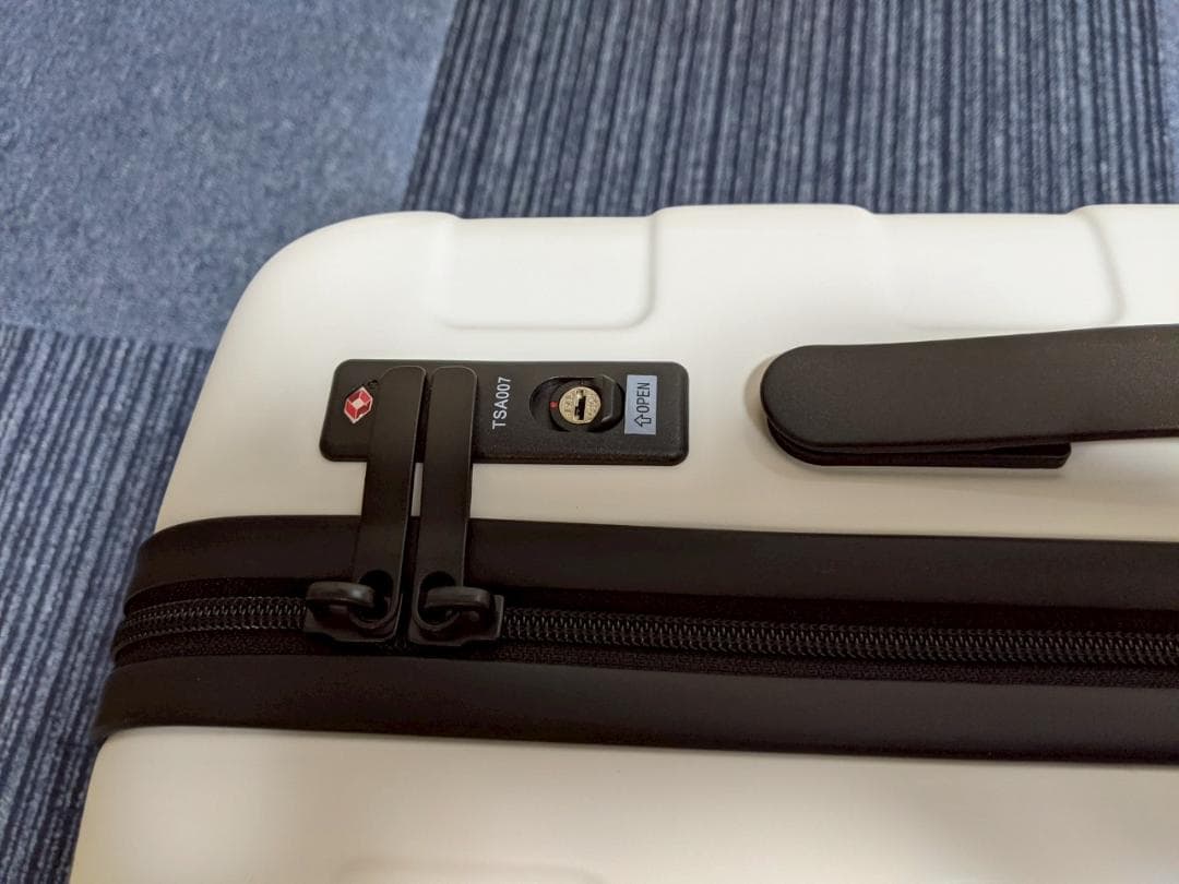 【新品未使用】無印良品 36L キャリーケース TSAロック付き オフ白
