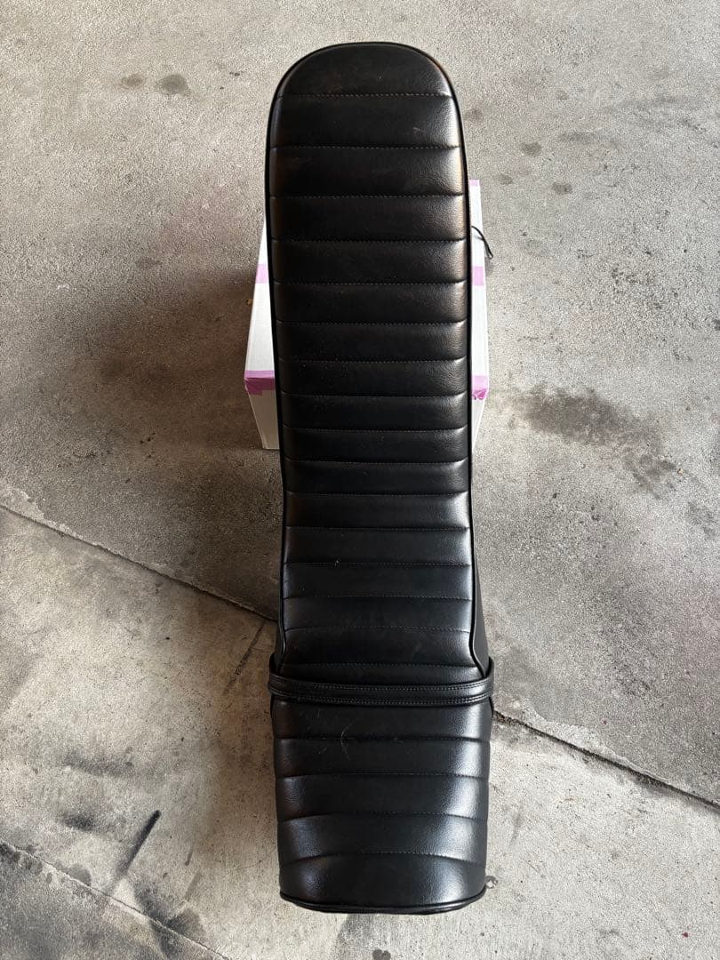 RZ250 RZ350 三段シート　金具付き