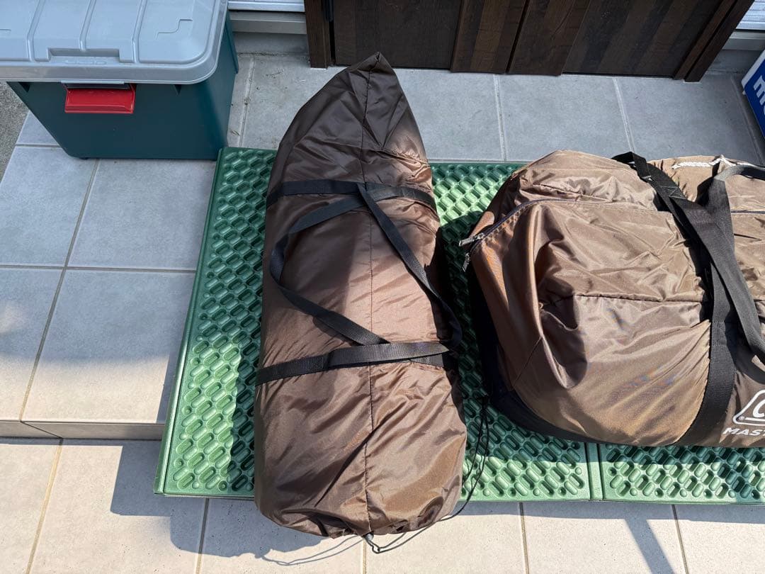 Coleman 2 Room Cocoon III 4.5人用 ブラウン