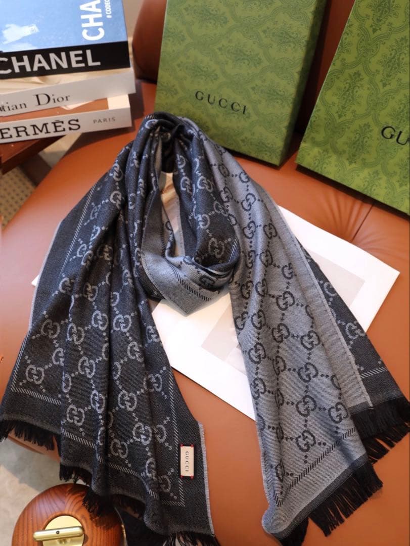 GUCCI GG柄 マフラー グレー×ブラック 大判 約180×48cm