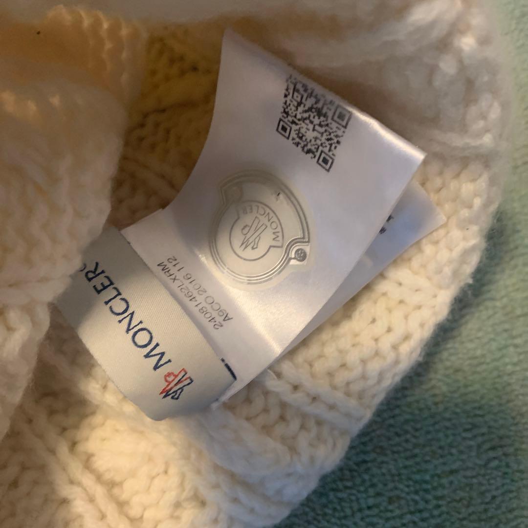 MONCLER ケーブル編み ニット帽 ホワイト