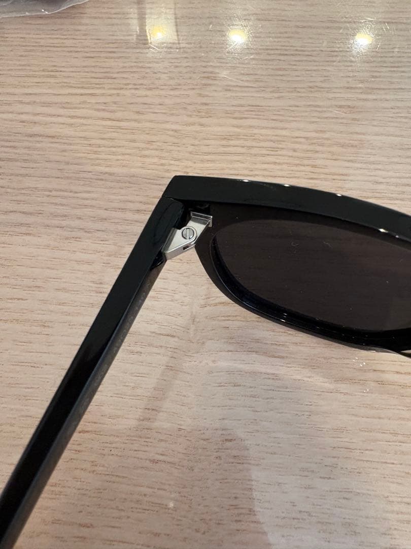 SAINT LAURENT サンローラン　サングラス　ブラックSL 28-002