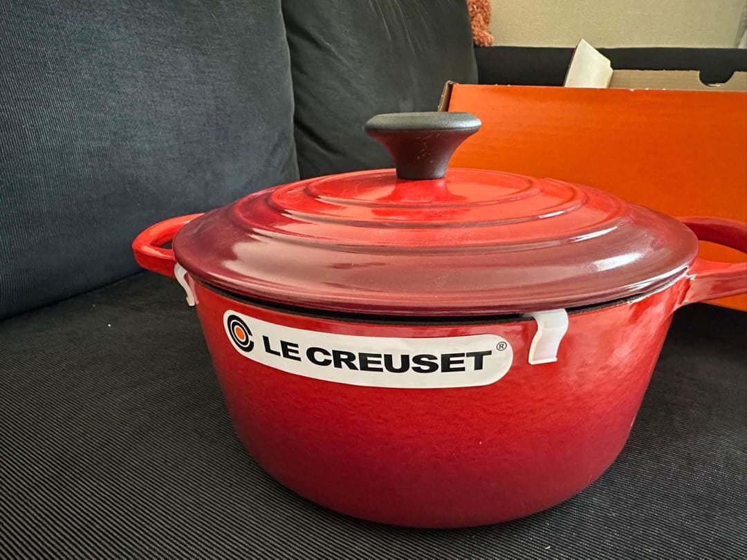 ルクルーゼ ⭐️ココットロンド 24cm ⭐️チェリーレッド 両手鍋 4.2L⭐️新品