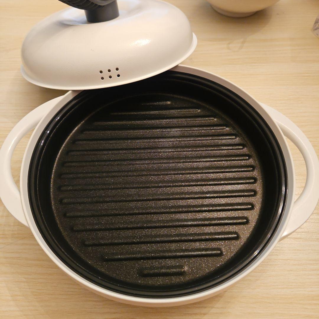 ホワイト ノンスティック 電子レンジ調理容器(レンジメイト)値下げ‼️