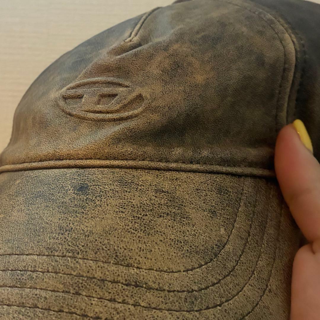 diesel キャップ　レザー