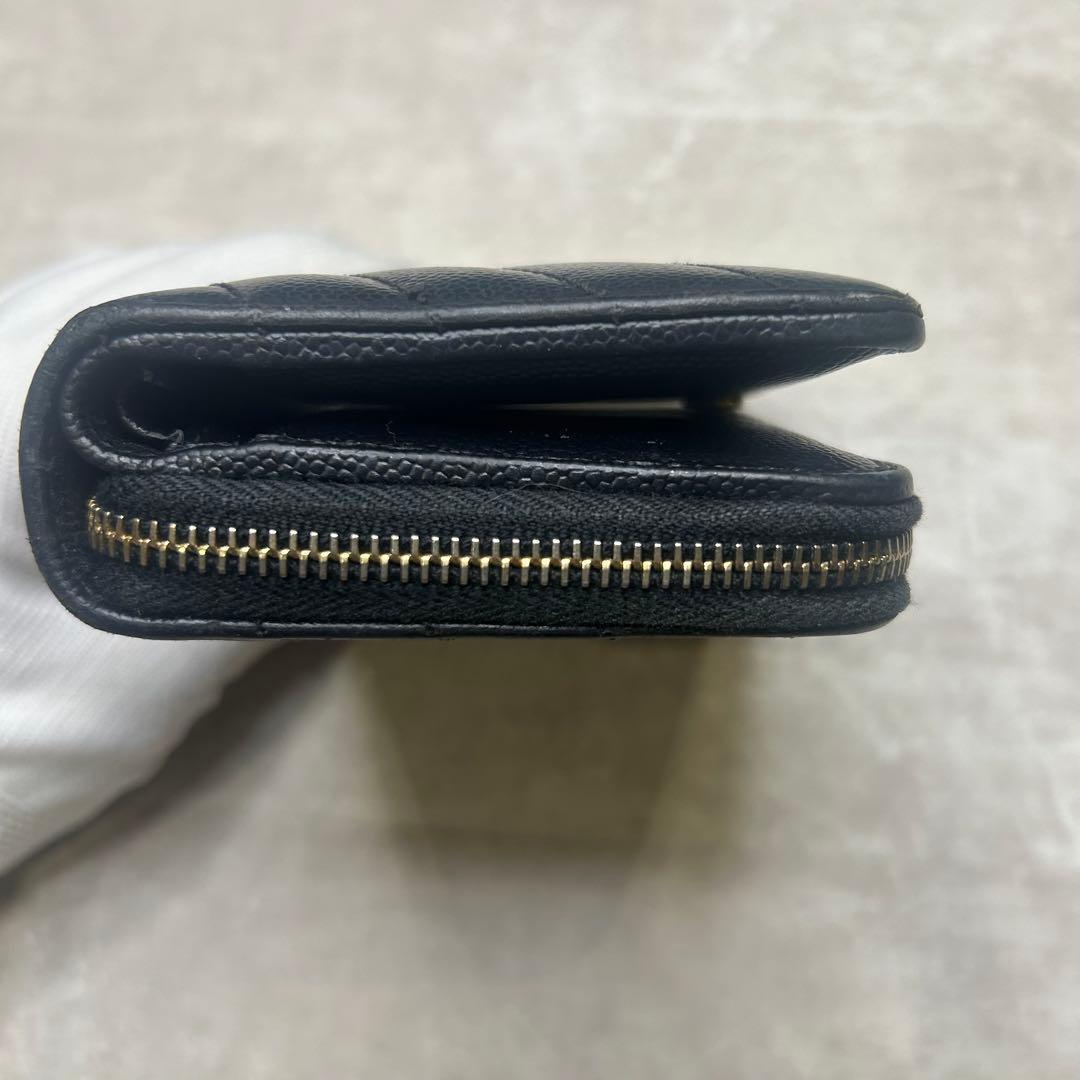 大人気✨サンローラン カサンドラ 二つ折り財布 Vステッチ ブラック