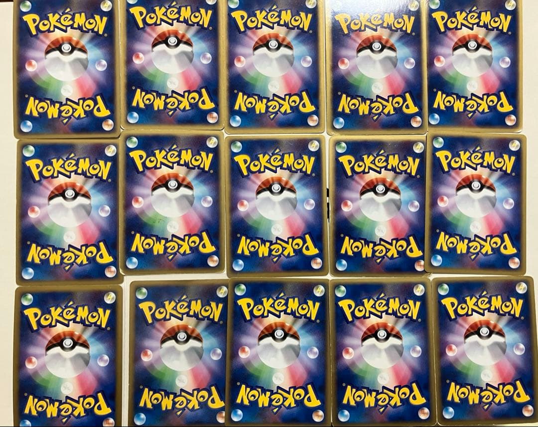 ポケモンカード　キラ