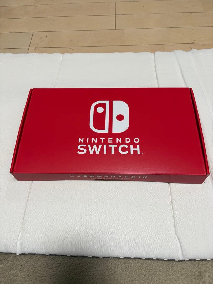 Nintendo Switch 本体 青色 ストラップ付き