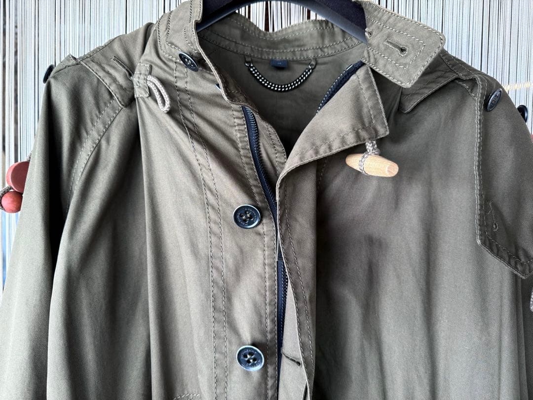 バーバリー・プローサム 2012SS ランウェイ ファーストルック モッズコート