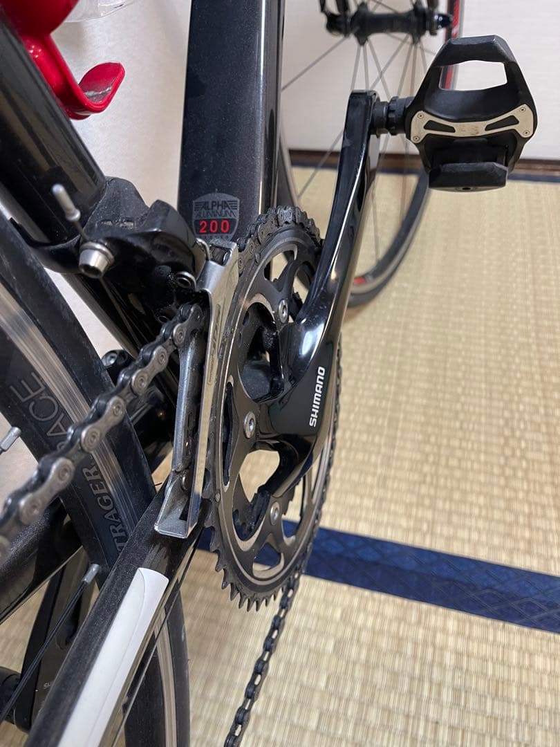 Trek Madone 2.3 自転車