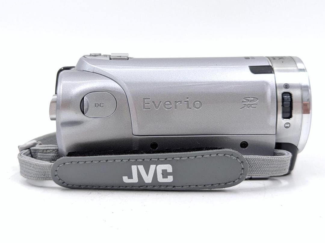 小型軽量！ Victor Everio ビデオカメラ GZ-E180