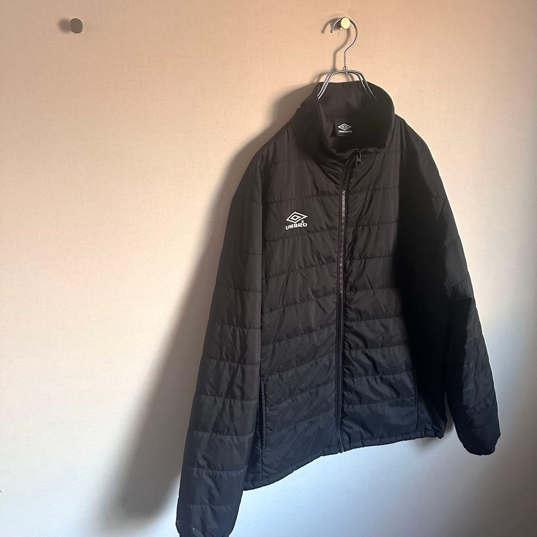 〈 UMBRO 〉フリークスストア別注 SP Padding Jacket
