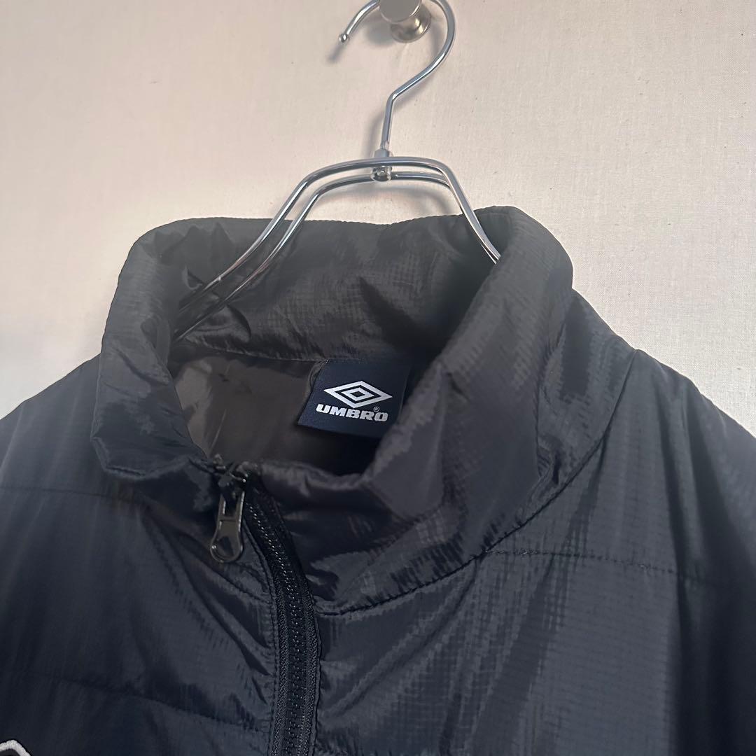 〈 UMBRO 〉フリークスストア別注 SP Padding Jacket