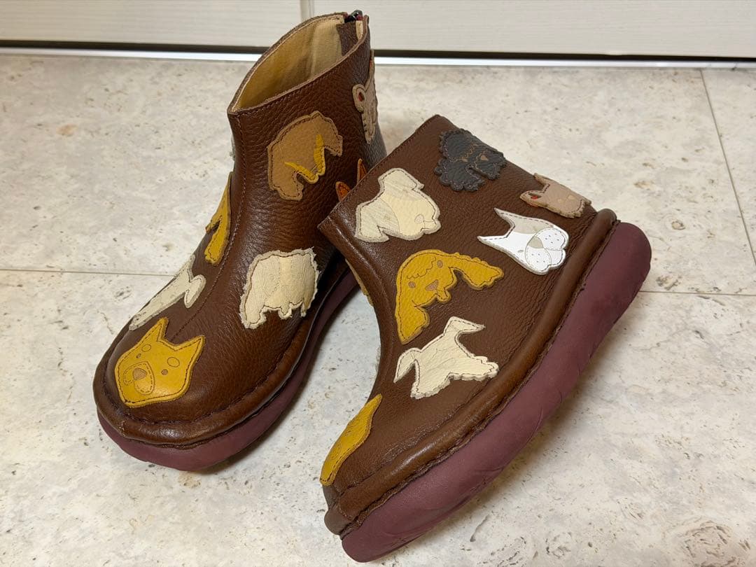 新品未使用　エスタシオン ワンちゃんモチーフ 本革 ショートブーツ　M