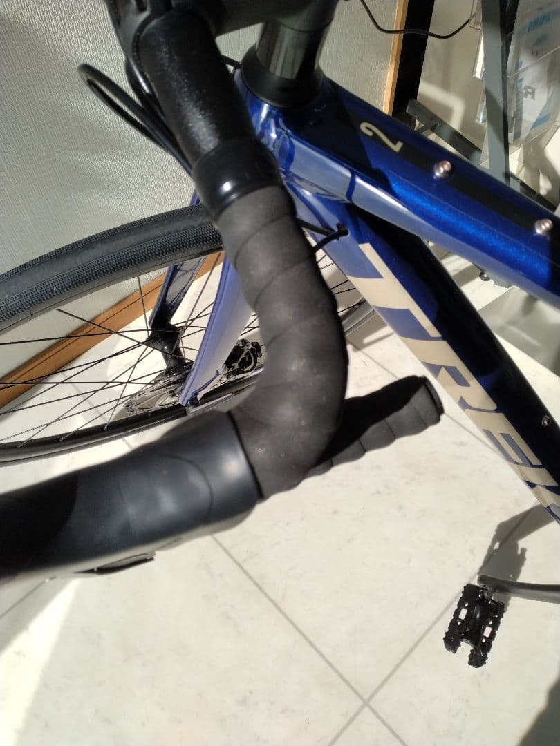 最終値下げ　TREK Domane AL2　Gen3 Hex Blue