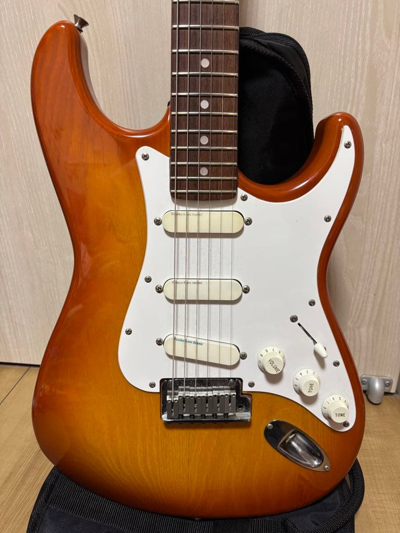 【3/2取り下げ予定】Fender Japan STR-850LS Hシリアル