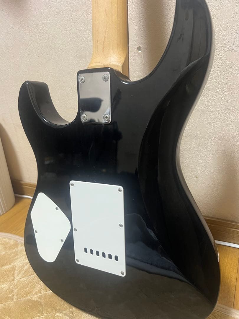 Yamaha PACIFICA 212VFM エレキギター