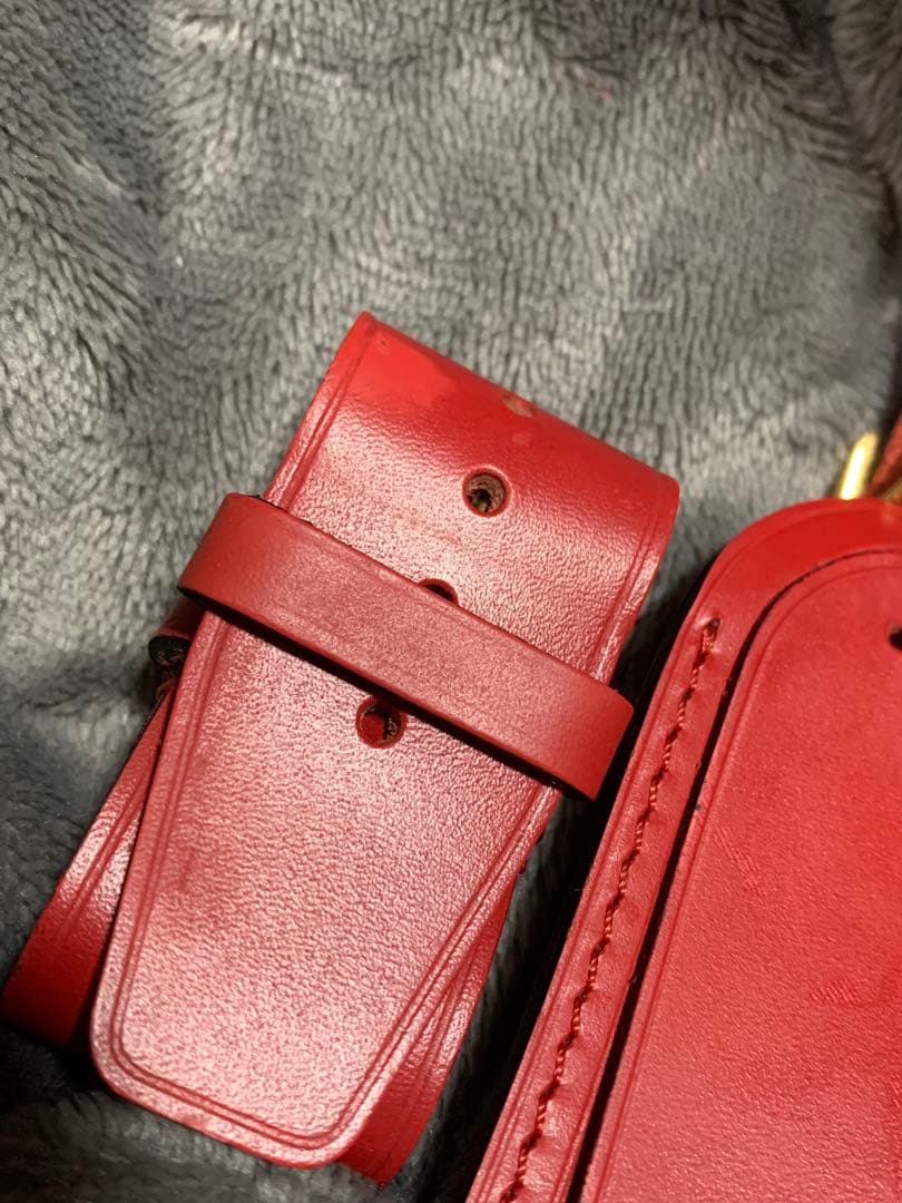 LOUIS VUITTON レザー ネームタグ レッド　美品