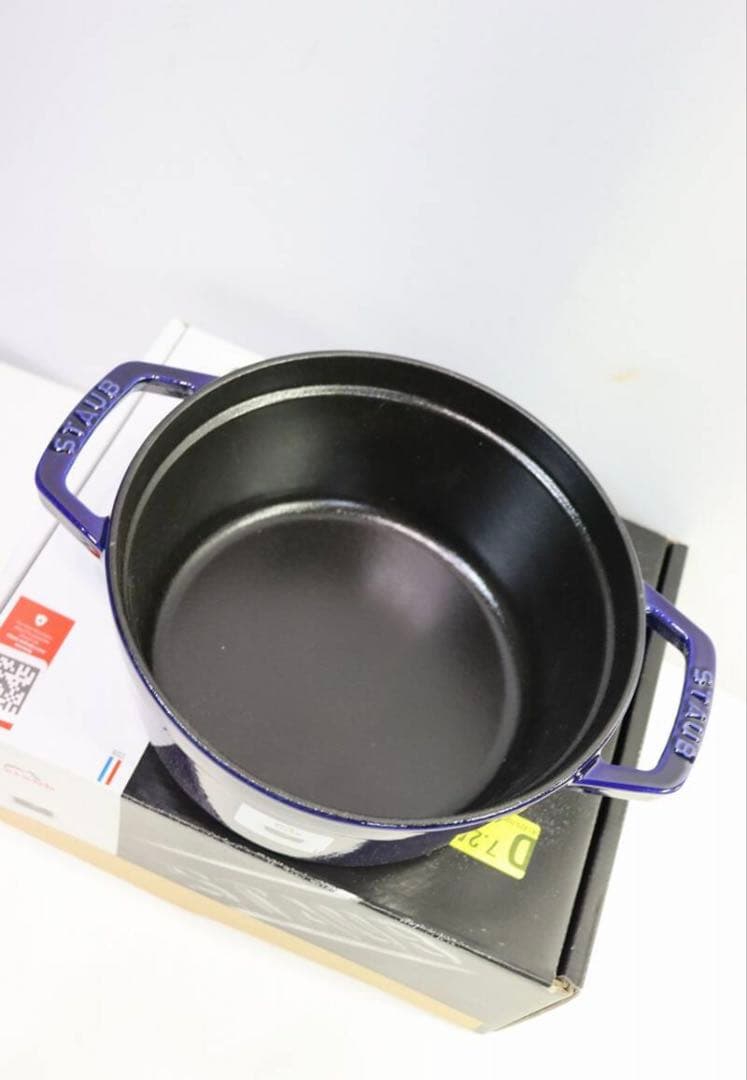 staub ストウブ ホーロー鍋 ピコ・ココット 20cm 2.2L ラウンド