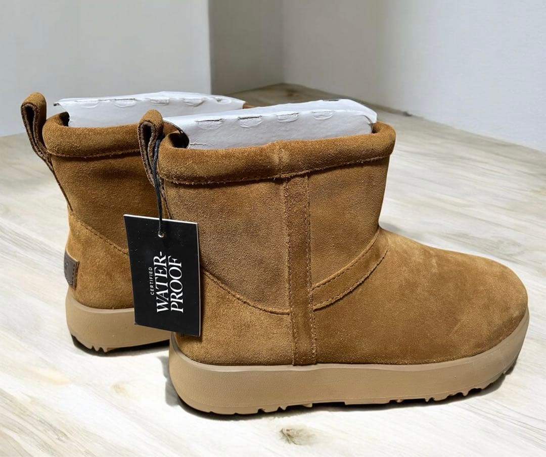 UGG クラシックミニ　Water proof 22cm