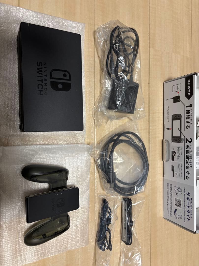 Nintendo Switch 本体 動作確認済 完品 ケース プロコン2つ付き