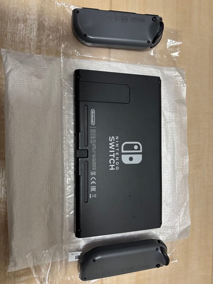 Nintendo Switch 本体 動作確認済 完品 ケース プロコン2つ付き