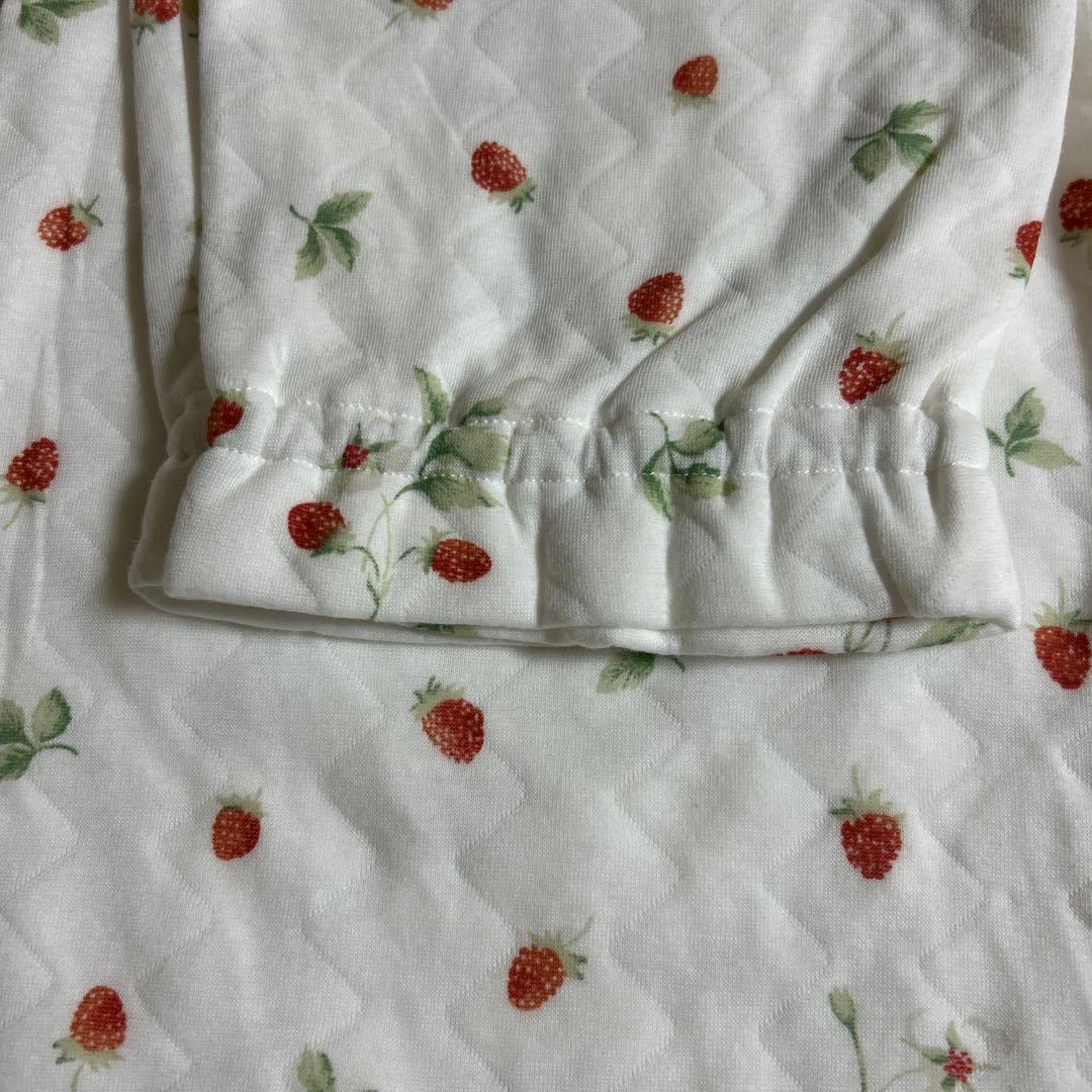 （新品未使用）ナルエーいちご柄パジャマ