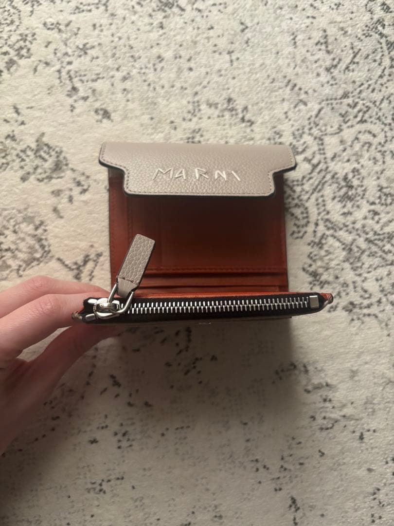 MARNI (マルニ) WALLET FLAP SQUARED 財布