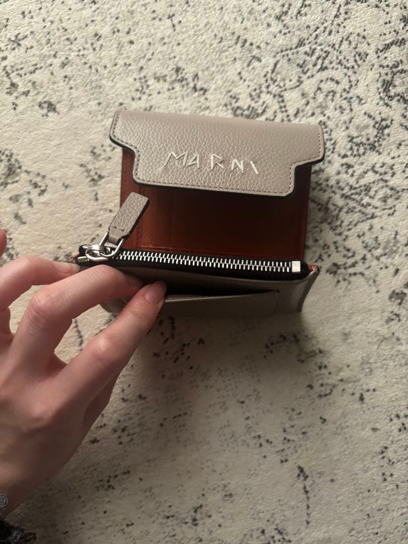 MARNI (マルニ) WALLET FLAP SQUARED 財布