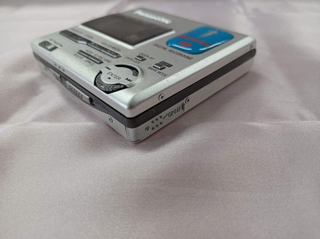 都《THXPF》Panasonic　SJ-MR 100　ポータブルMDレコーダー
