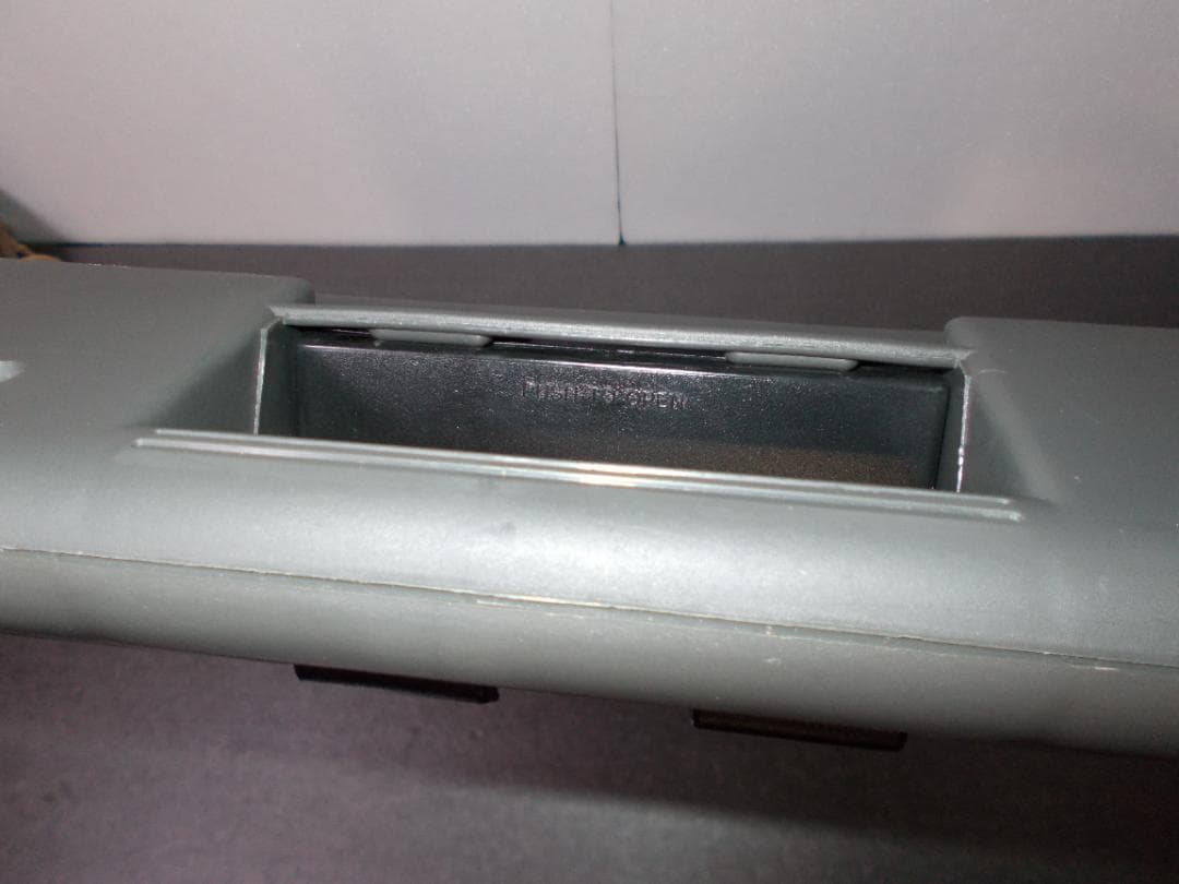 Rubbermaid ラバーメイド　パーツケース
