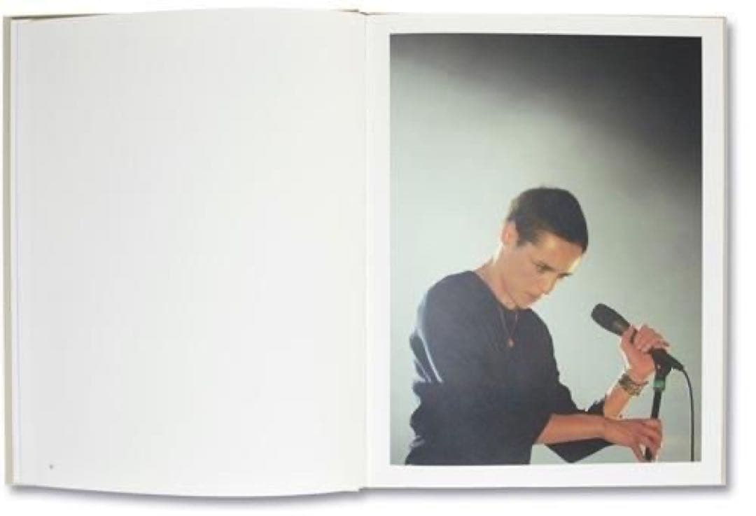 絶版‼️ Collier Schorr: 8 Women