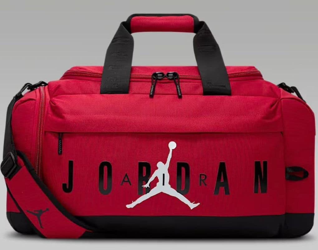 【新品未使用】NIKE JORDAN ダッフルバッグ レッド 46L バスケット