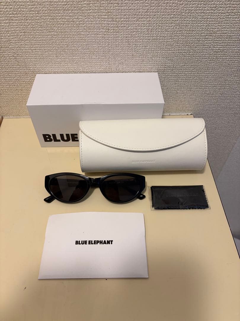 ブルーエレファント　BLUE ELEPHANT