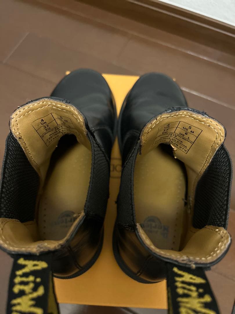 最終値下げ　Dr. Martens チェルシーブーツ ブラック 24cm