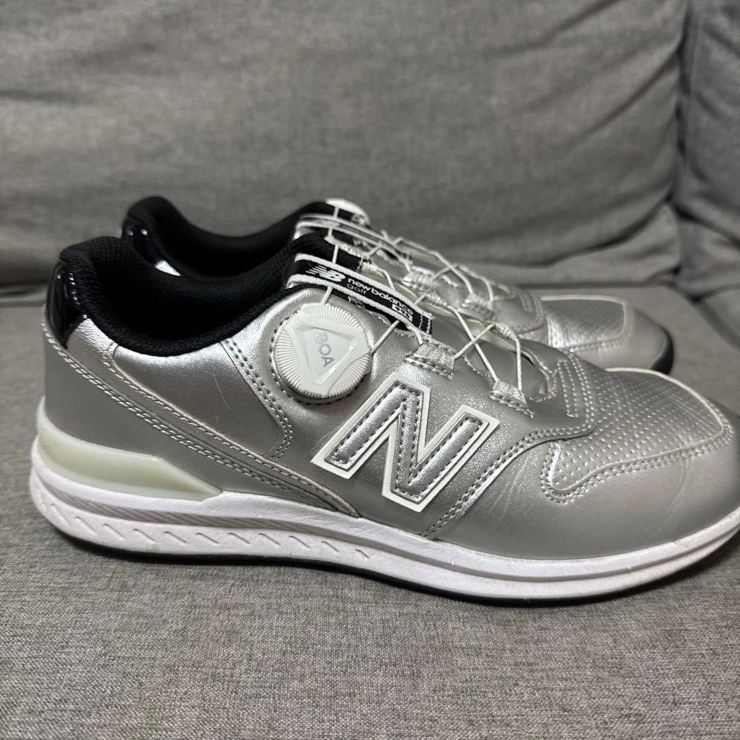 New Balance ゴルフシューズ シルバー