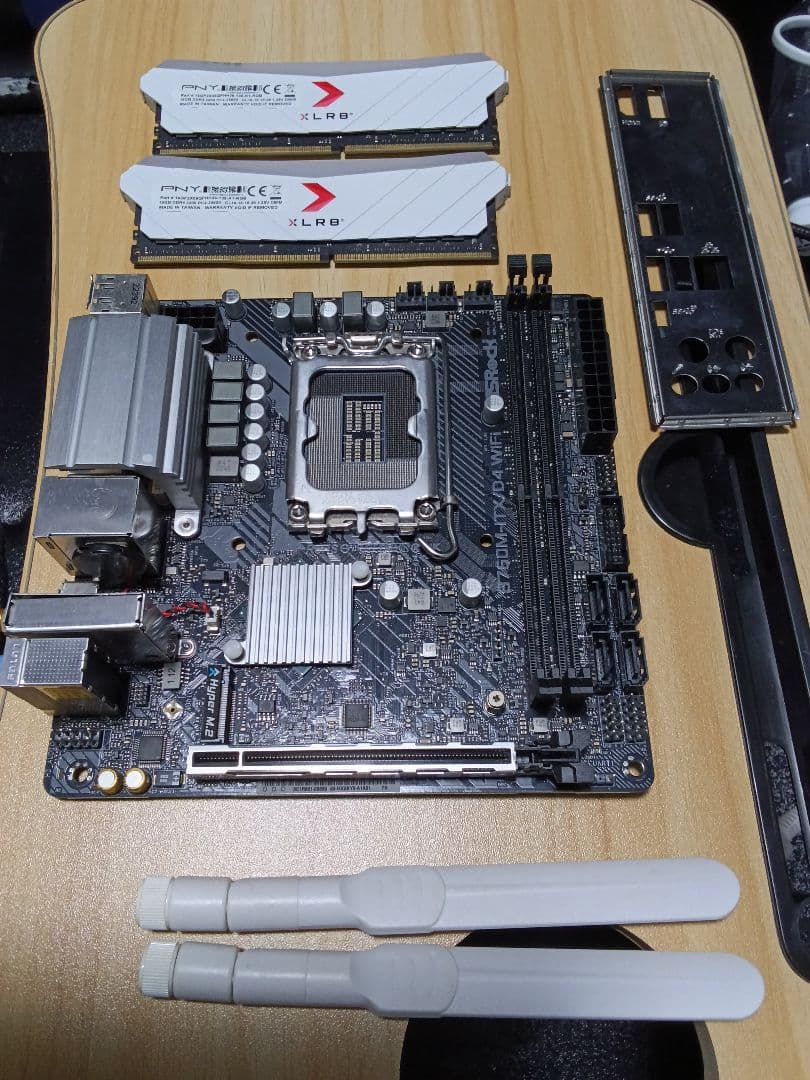 Mini-ITX メモリ PCパーツセット