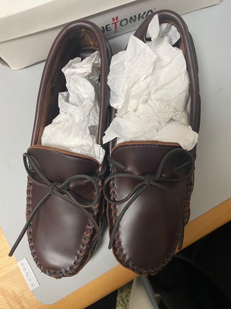 未使用　MINNETONKA ブラウン 28センチ　US10インチ