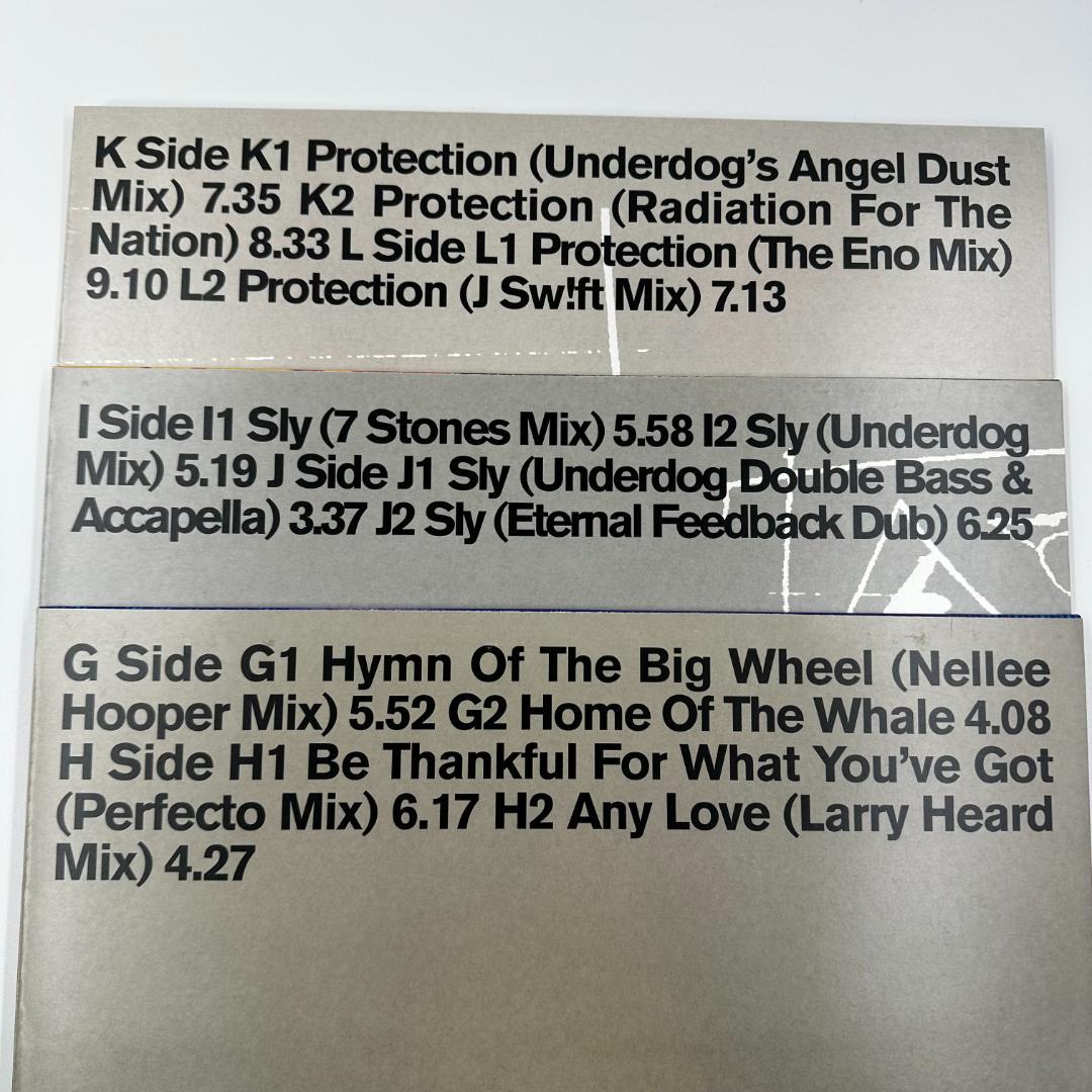 レコード MASSIVE ATTACK SINGLES 90/98 12\"BOX