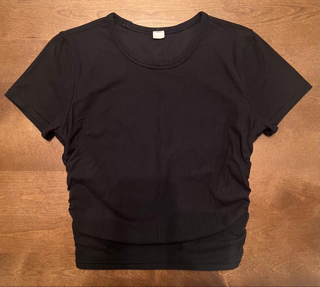 All It Takes リブNulu Tシャツ　サイズ4 黒